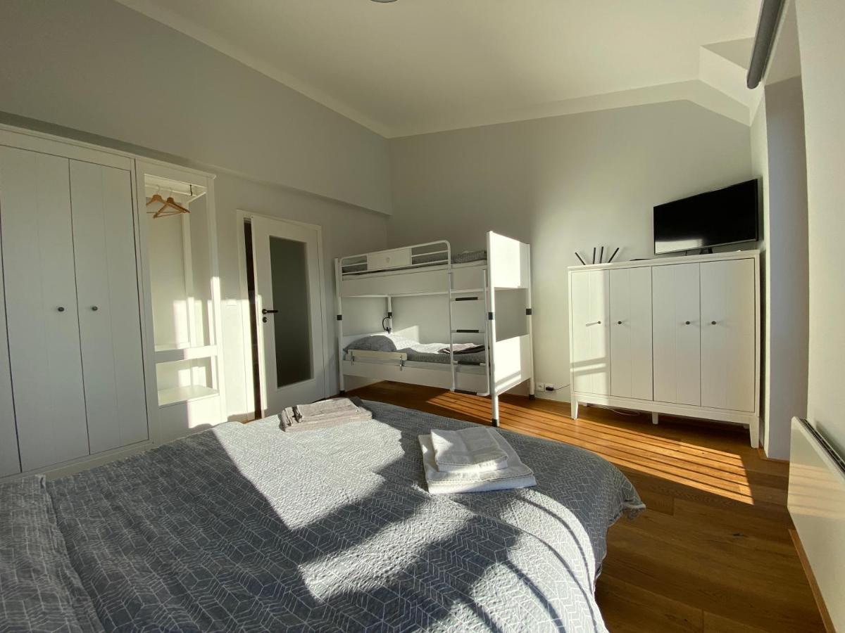 Apartman Hygge Bratrouchov ヤブロネツ・ナト・イゼロウ エクステリア 写真